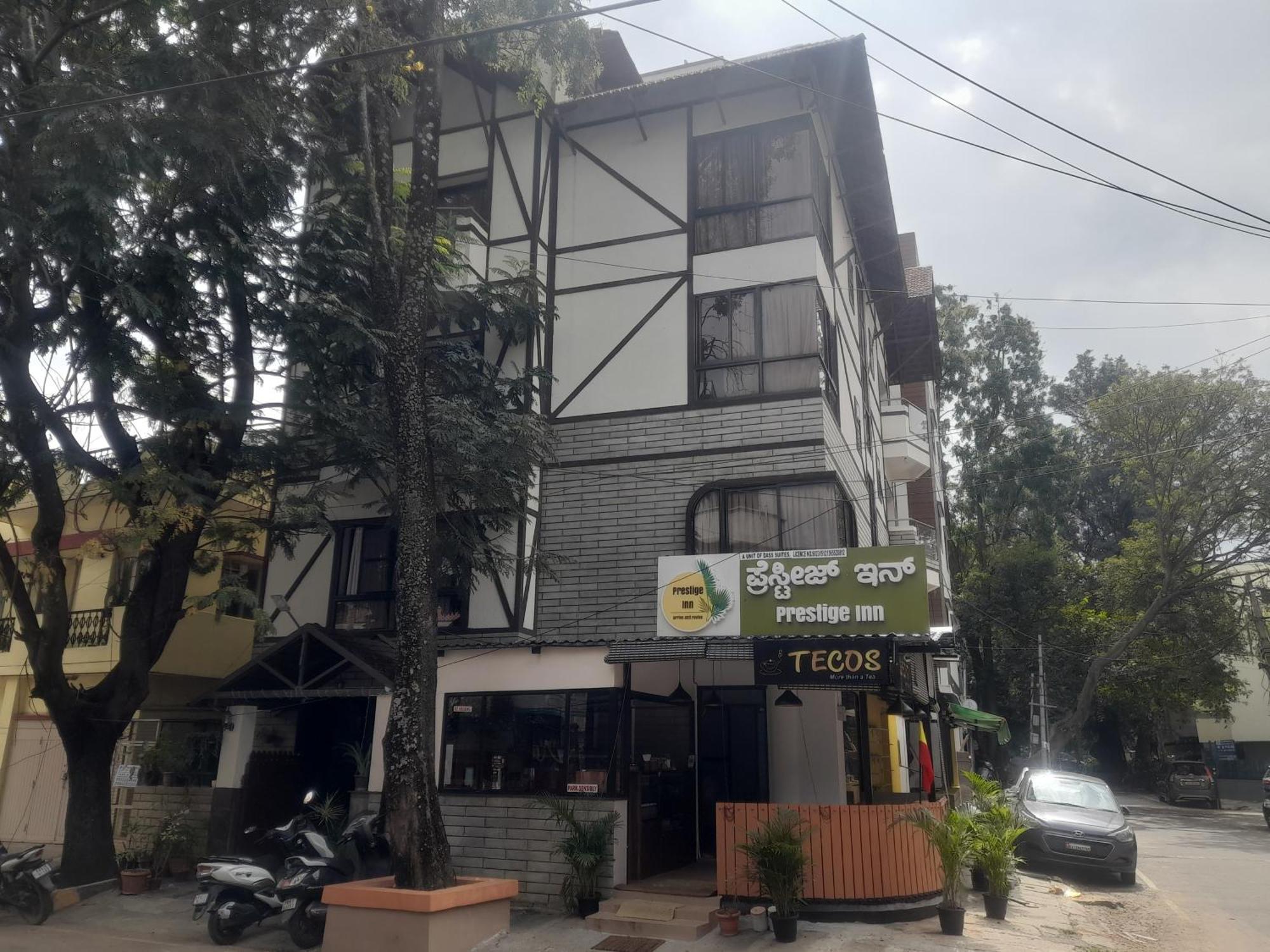 Hotel Prestige Inn Bangalore Exterior foto