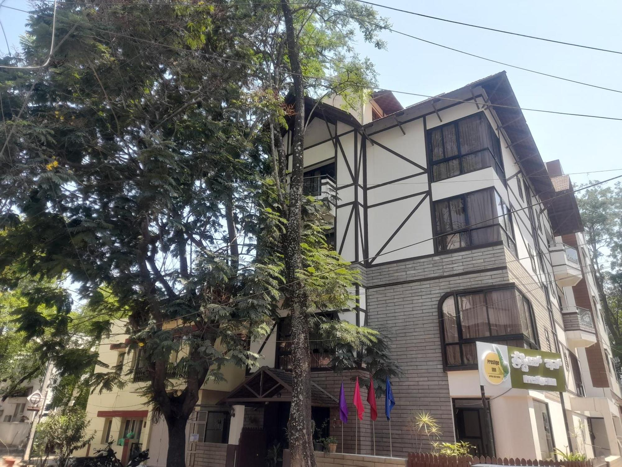 Hotel Prestige Inn Bangalore Exterior foto